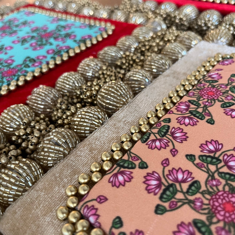 Reversible Square Placemat (Set of 3) - Red/Beige Pichwai