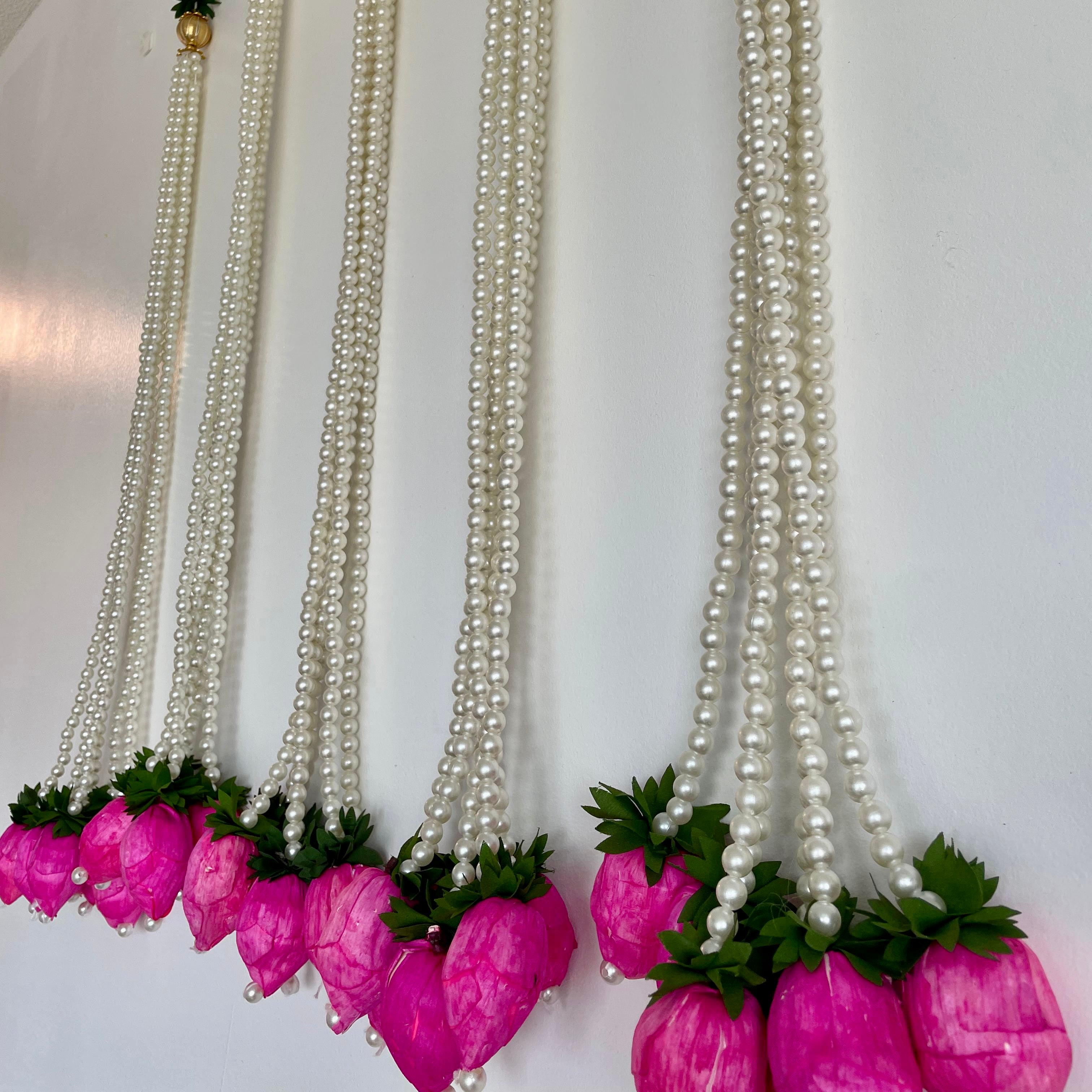 6 Bud Lotus Pearl Hanging (Set of 2)